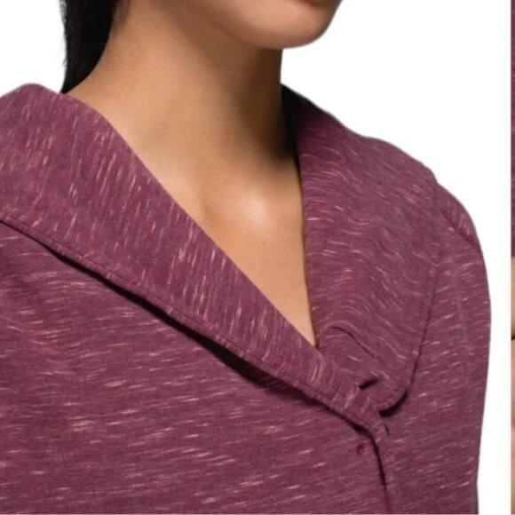 Lululemon Find Your Centre Wrap - Picture 4 of 15